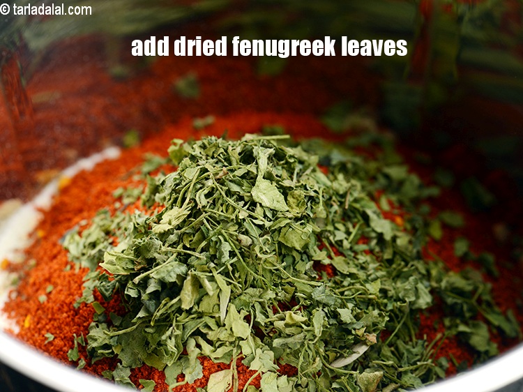 Step 23 – Add 1 tbsp&nbsp;<a href="https://www.tarladalal.com/glossary-dried-fenugreek-leaves-kasuri-methi-374i">dried fenugreek leaves (kasuri methi)</a>.