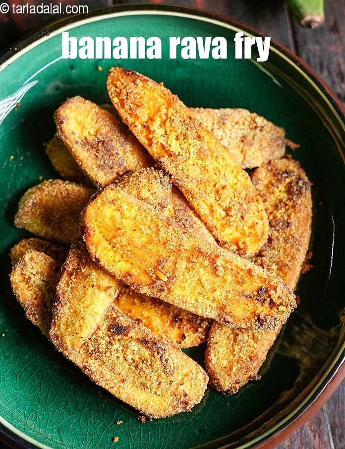 स्टेप 22 – कच्चे केले फ्राई को गरमागरम परोसें।&nbsp;