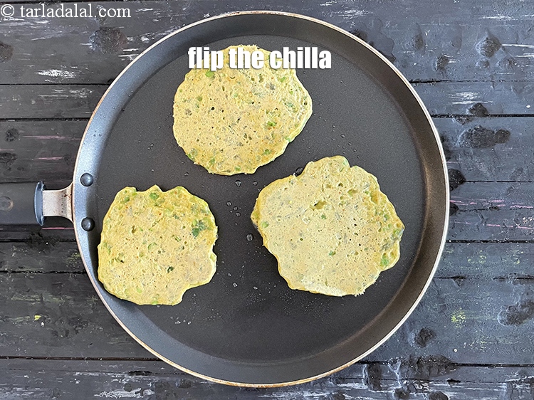 Step 23 – <p>Flip the chilla.</p>