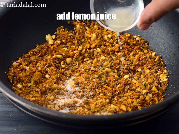 Step 23 – Add 2 tsp&nbsp;<a href="https://www.tarladalal.com/glossary-lemon-juice-numbi-ka-ras-nimbu-ka-juice-471i">lemon juice</a>.&nbsp;