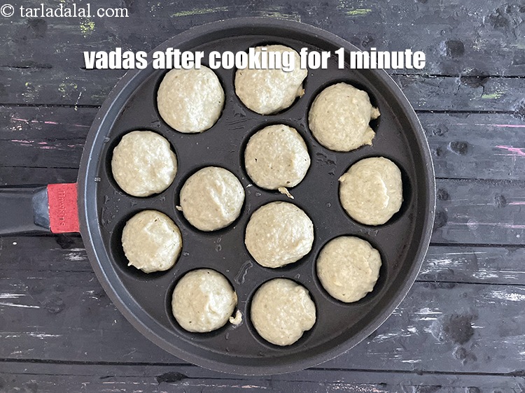 Step 23 – Vadas after cooking for 1 minute.