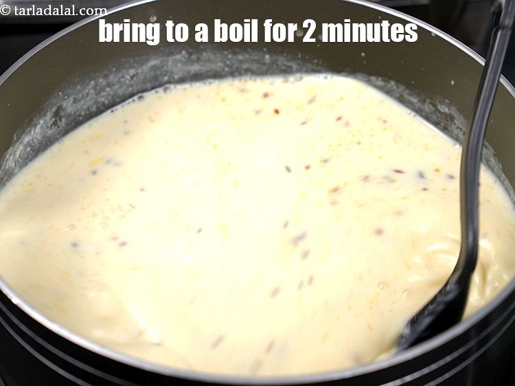 स्टेप 22 – अच्छी तरह मिलाएं और लगातार हिलाते हुए 2 मिनट तक …