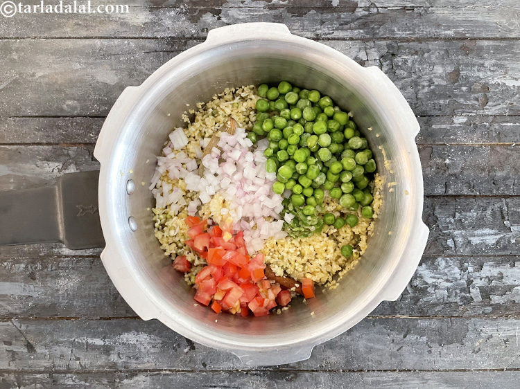 Step 43 – Add&nbsp;<meta charset="UTF-8" />1/4 cup&nbsp;finely&nbsp;<a href="glossary-chopped-tomatoes-779i">chopped tomatoes</a>.