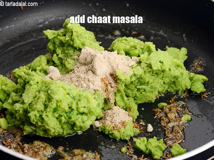 Step 25 – Add 1 tsp <a href="https://www.tarladalal.com/glossary-chaat-masala-300i">chaat masala</a>.