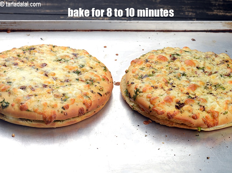 Step 24 – Bake in a pre-heated oven at 200&ordm;C (400&ordm;F) for 8 to 10 minutes.&nbsp;