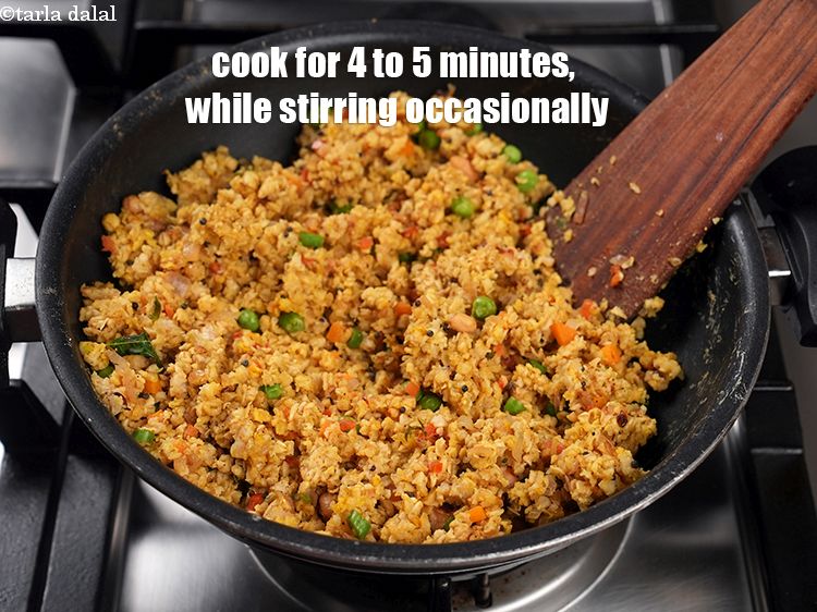 Step 24 – Cook on medium flame for 4 to 5 minutes, while stirring occasionally.&nbsp;