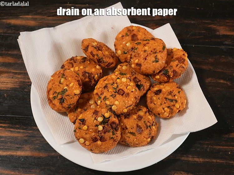 Step 24 – Drain on an absorbent paper.