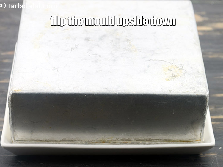 Step 32 – Flip the mould upside down.