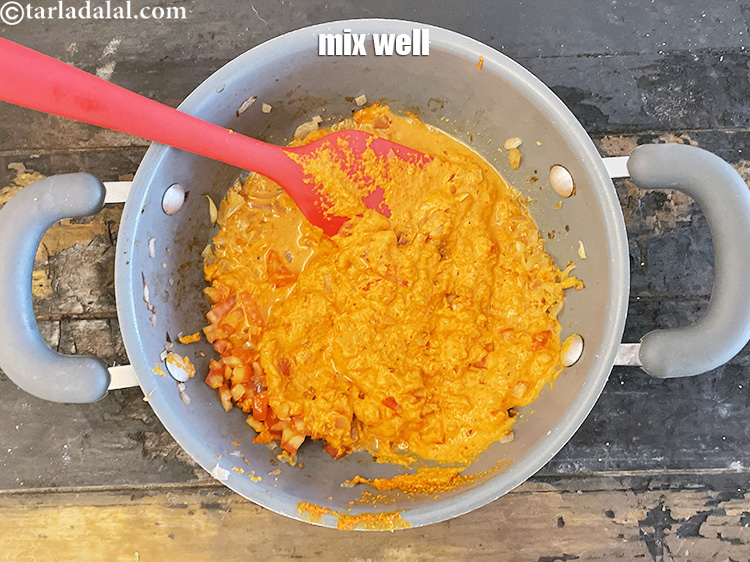 स्टेप 24 – अच्छी तरह मिलाएं।