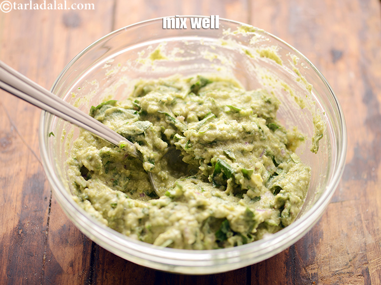 Step 33 – Mix well. The batter for&nbsp;<strong>chawli moong dal appe recipe&nbsp;|&nbsp;chaulai appe&nbsp;|&nbsp;healthy appe&nbsp;|&nbsp;amaranth leaves appe</strong> is ready.