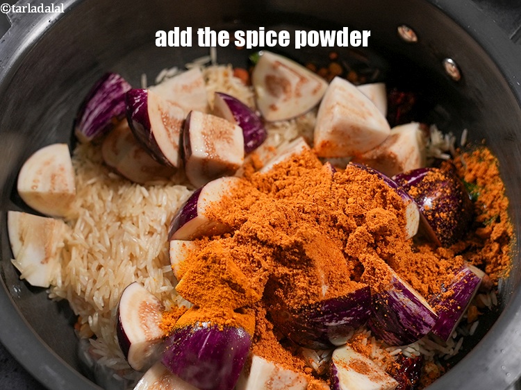 Step 25 – Add the spice powder.