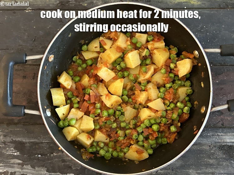 Step 25 – Cook on medium flame for 2 minutes, while stirring occasionally.