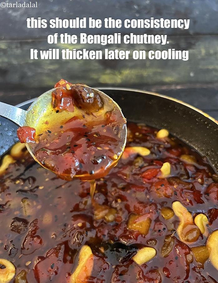 Step 27 – This should be the consistency of the <strong>Bengali chutney.&nbsp;</strong>It will thicken later on cooling.