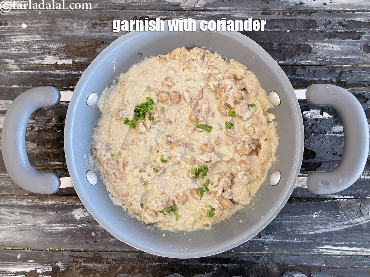 Step 28 – Garnish <strong>danyachi usal | Maharashtrian peanut curry | healthy danyachi usal |&nbsp;</strong>&nbsp;with coriander.