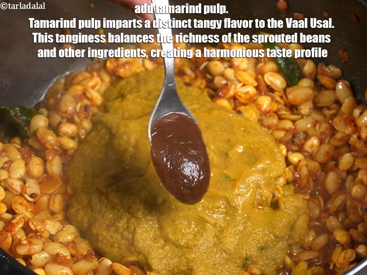 स्टेप 42 – १ टेबल-स्पून&nbsp;<a href=""https://www.tarladalal.com/glossary-tamarind-pulp-tamarind-extract-imli-ka-pulp-hindi-838i"">इमली का गूदा</a>&nbsp;डालें। इमली का गूदा वाल उसल …