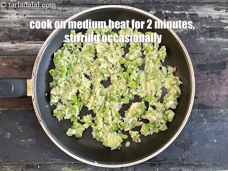 Step 26 – Cook on a medium flame for 2 minutes, while stirring occasionally.