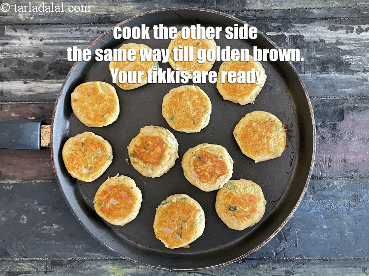 Step 34 – <meta charset="UTF-8" />Cook the other side the same way till golden brown in colour. Keep …