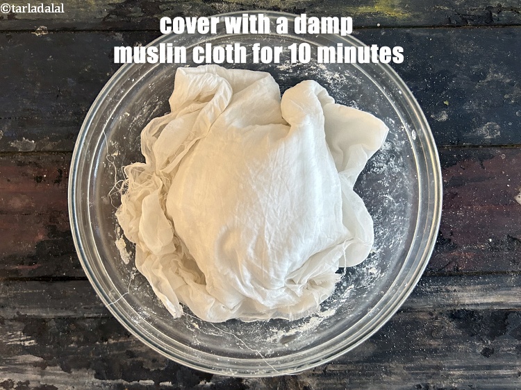 Step 31 – <meta charset="UTF-8" /> Cover with a damp muslin cloth for 10 minutes.&nbsp;