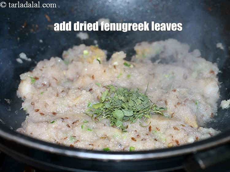 Step 26 – Saut&eacute; on a medium flame for 1 minute. Add &frac12; tsp <a href="https://www.tarladalal.com/glossary-dried-fenugreek-leaves-kasuri-methi-374i">dried fenugreek leaves …