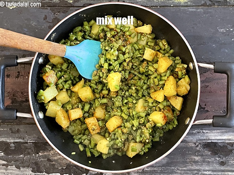 स्टेप 26 – अच्छी तरह से मलाएं।