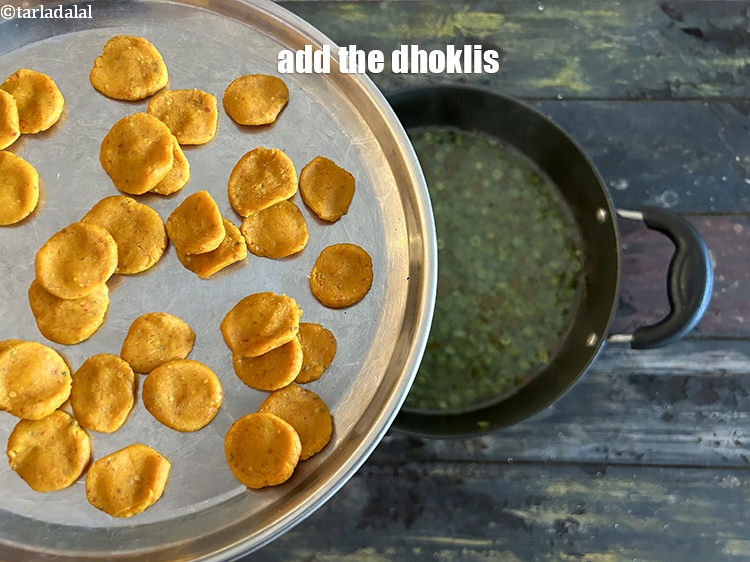 Step 27 – <p>Add the dhoklis.</p>