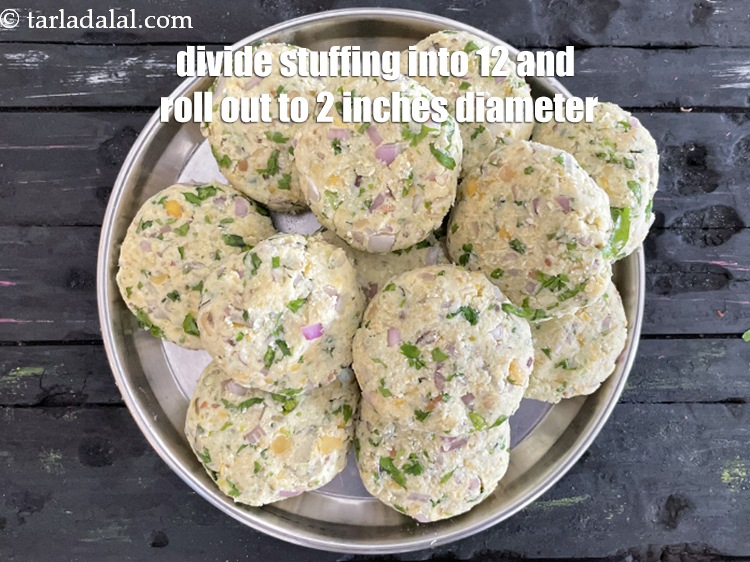 Step 28 – <meta charset="UTF-8" /> Divide the mixture into 12 equal portions.&nbsp;&nbsp;Roll each portion into a 50 …