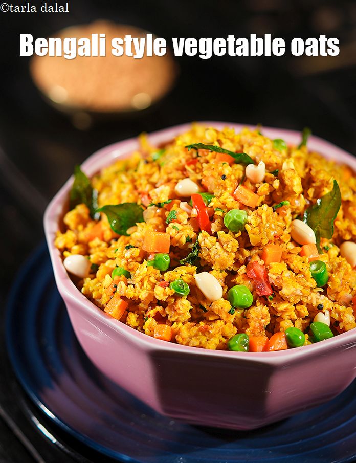 Step 28 – Serve <strong>jhal oats</strong> hot.