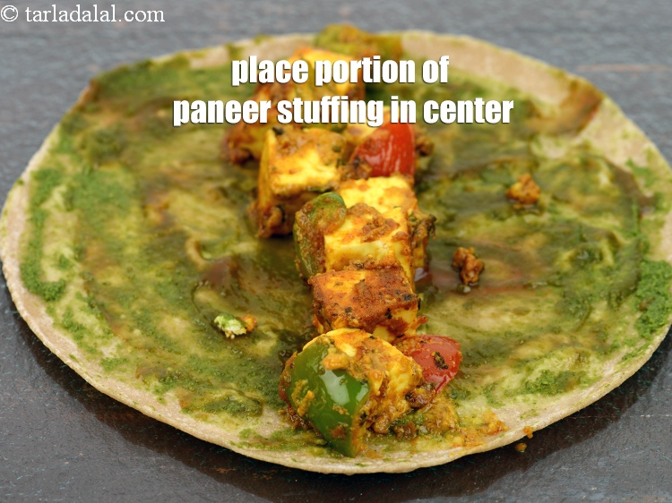 Step 29 – Place a portion of the paneer stuffing in the center.