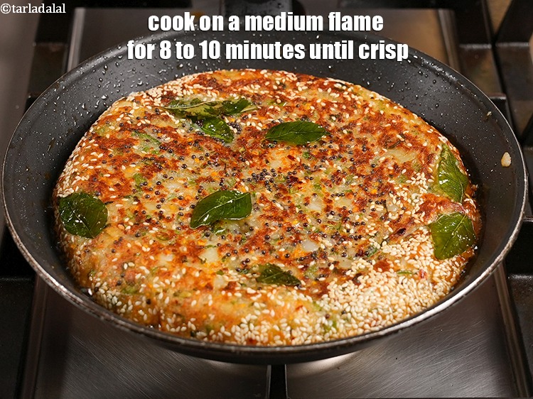 Step 28 – Cook on a medium flame for 8 to 10 minutes until crisp.