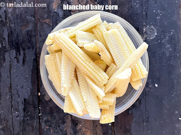 स्टेप 32 – <strong>बेबी कॉर्न पनीर की सब्जी</strong> में उपयोग करने के लिए …