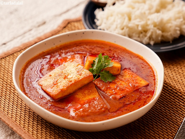 Step 30 – <strong>Kashmiri Lal Paneer </strong>is a rich and flavorful paneer curry from the Kashmir region, known …