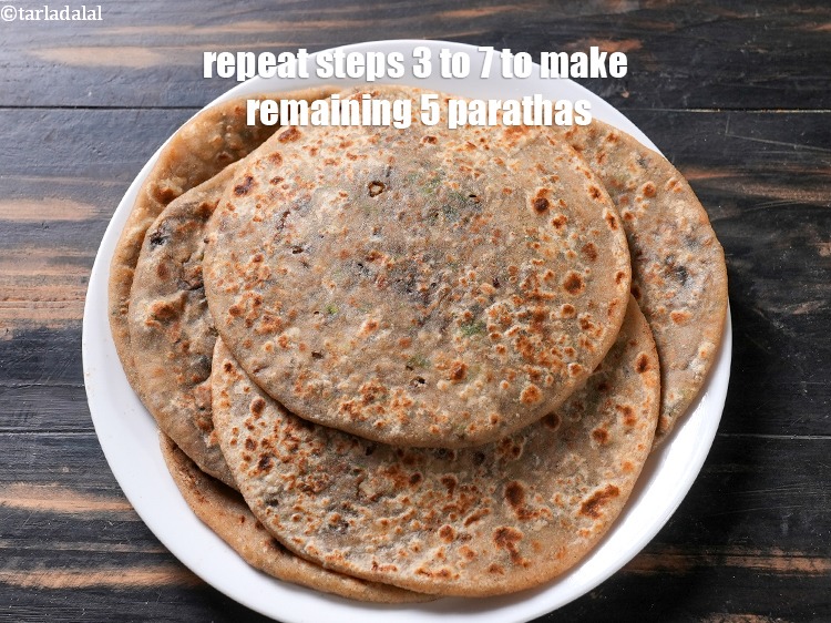 Step 31 – Rrepeat steps 3 to 7 to make remaining 5 parathas.