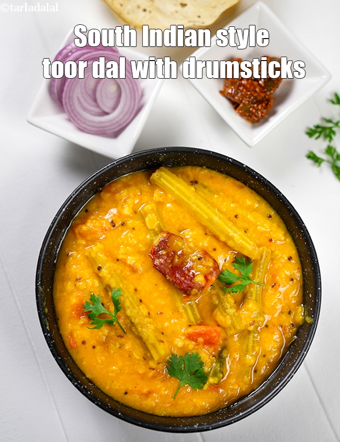 स्टेप 30 – <strong>गरम-गरम सहजन दाल </strong>को&nbsp;रोटी या चावल के साथ&nbsp;परोसें।