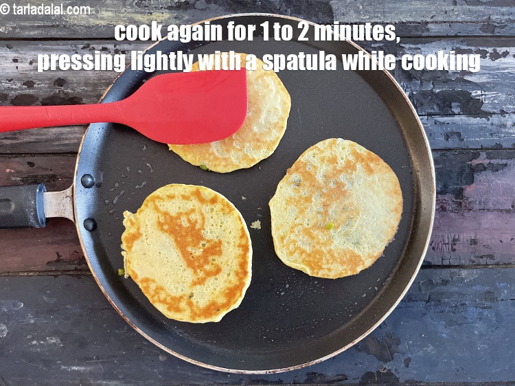 Step 39 – Cook again for 1 to 2 minutes while pressing lightly with a spatula.