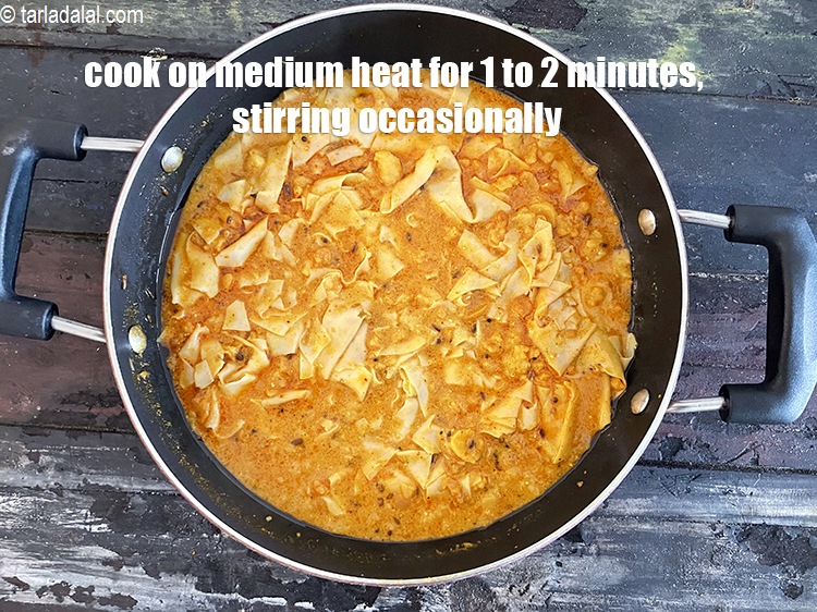 Step 32 – Cook on a medium flame for <strong>1 to 2 </strong>minutes, while stirring occasionally.
