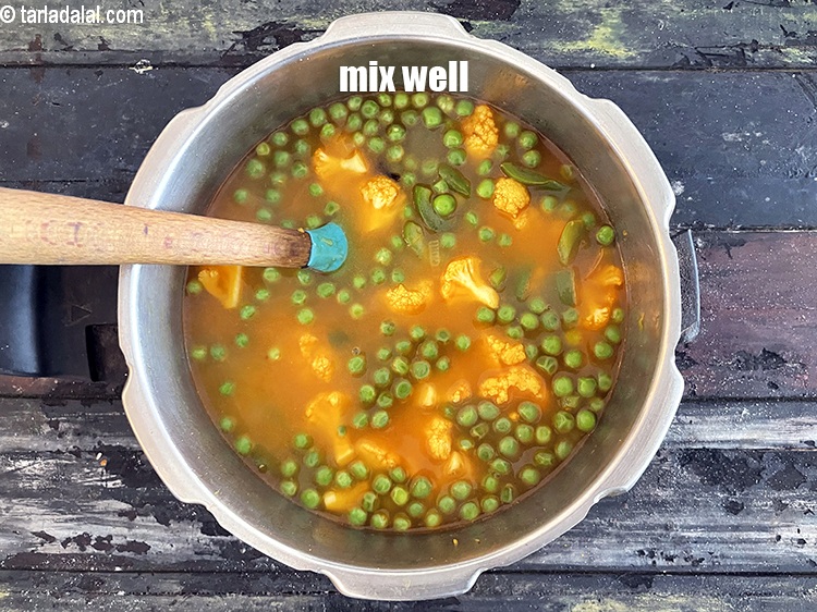 स्टेप 30 – अच्छी तरह से मलाएं।&nbsp;