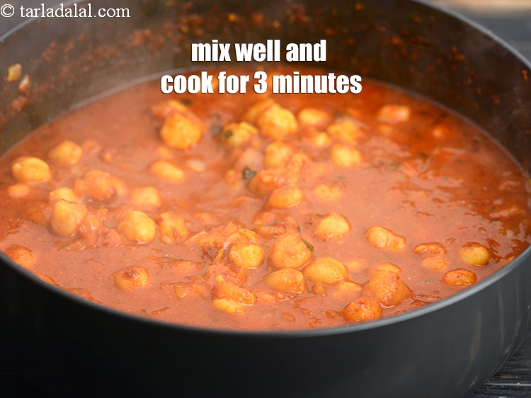 Step 31 – Mix well and cook on a medium flame for 3 minutes, while stirring occasionally.&nbsp;
