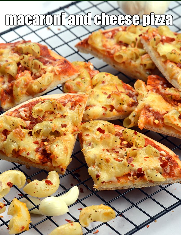 Step 33 – Serve <strong>garlic and macaroni pizza</strong> immediately.
