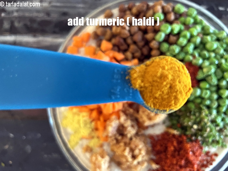 Step 31 – Add 1/4th tsp &nbsp;haldi.