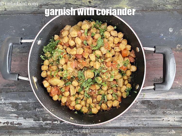 Step 31 – Garnish with corainder and mix well.