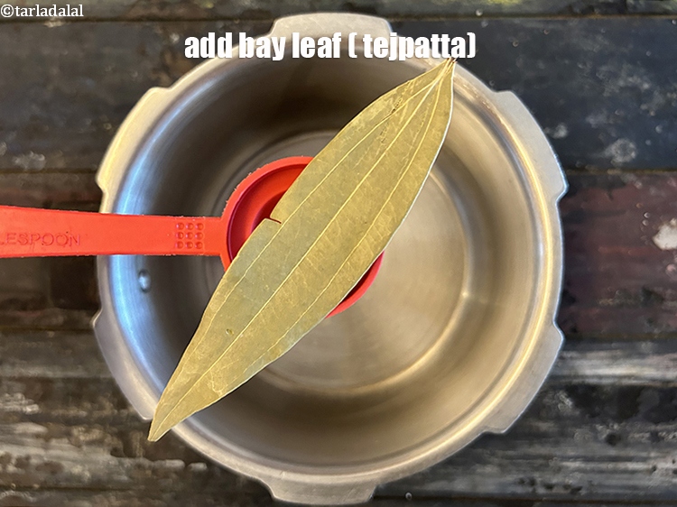 Step 12 – Add&nbsp;<meta charset="UTF-8" />1&nbsp;<a href="glossary-bay-leaf-tejpatta-bay-leaves-189i">bayleaf (tejpatta)</a>.