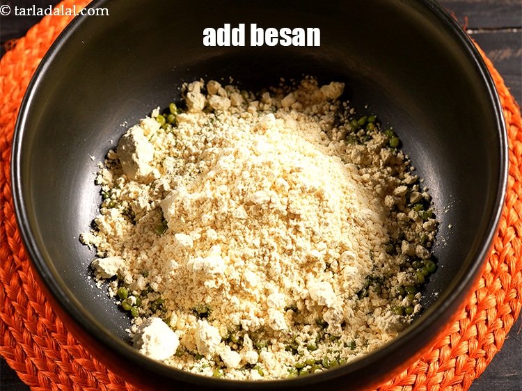 Step 4 – Add 1/4 cup <a href="https://www.tarladalal.com/glossary-besan-chana-dal-flour-bengal-gram-flour-952i">besan (bengal gram flour)</a>.