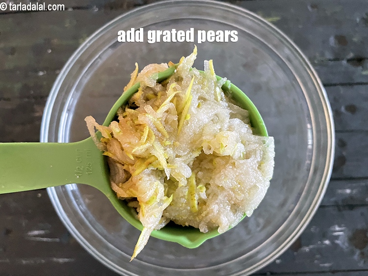 Step 7 – Add&nbsp;<meta charset="UTF-8" />1/2 cup&nbsp;<a href="glossary-grated-pears-46i">grated pears</a>.