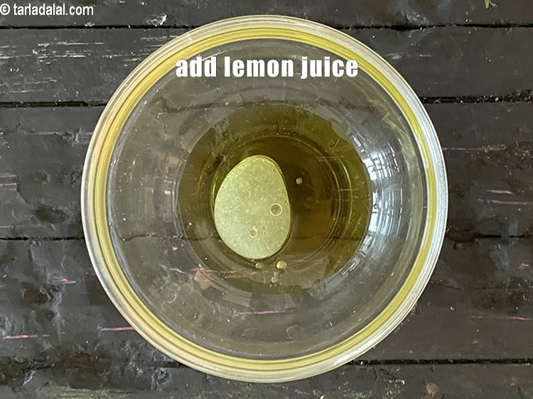 Step 6 – Add&nbsp;<meta charset="UTF-8" />1 tsp&nbsp;<a href="glossary-lemon-juice-numbi-ka-ras-nimbu-ka-juice-471i">lemon juice</a>.
