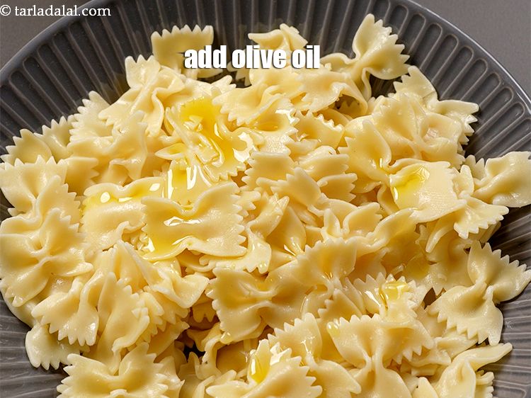 Step 4 – Add 1 tbsp&nbsp;<a href="https://www.tarladalal.com/glossary-olive-oil-451i">olive oil</a>.