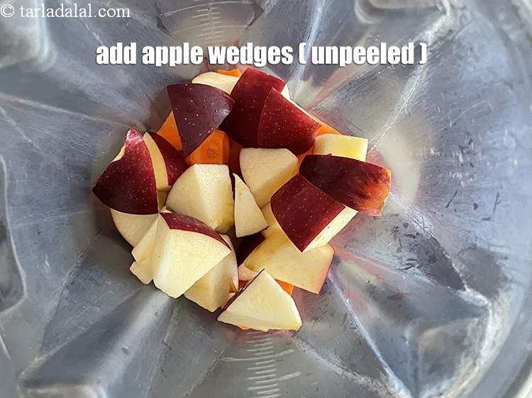 Step 7 – Add&nbsp;<meta charset="UTF-8" />1 1/4 cups&nbsp;unpeeled&nbsp;<a href="glossary-apple-wedges-1650i">apple wedges</a>.