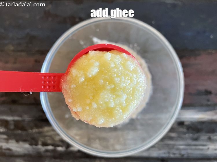 Step 7 – Add&nbsp;<meta charset="UTF-8" />1 tbsp&nbsp;<a href="glossary-ghee-245i">ghee</a>.