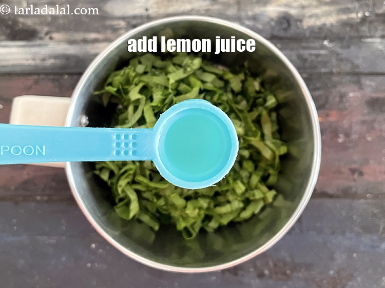 Step 6 – Add&nbsp;<meta charset="UTF-8" />1/2 tsp&nbsp;<a href="glossary-lemon-juice-numbi-ka-ras-nimbu-ka-juice-471i">lemon juice</a>.