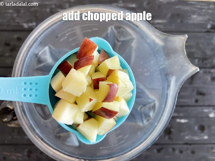 Step 5 – Add&nbsp;<meta charset="UTF-8" />1/2 cup&nbsp;roughly&nbsp;<a href="glossary-chopped-apple-56i">chopped apple</a>.