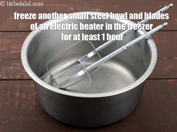 स्टेप 4 – कम से कम 1 घंटे के लिए फ्रीजर में एक …